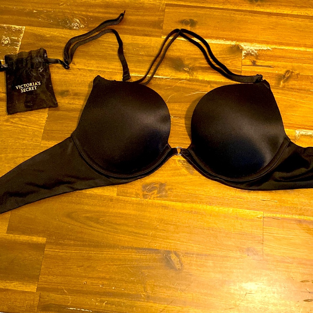 Black Victoria secret push up bra 36b